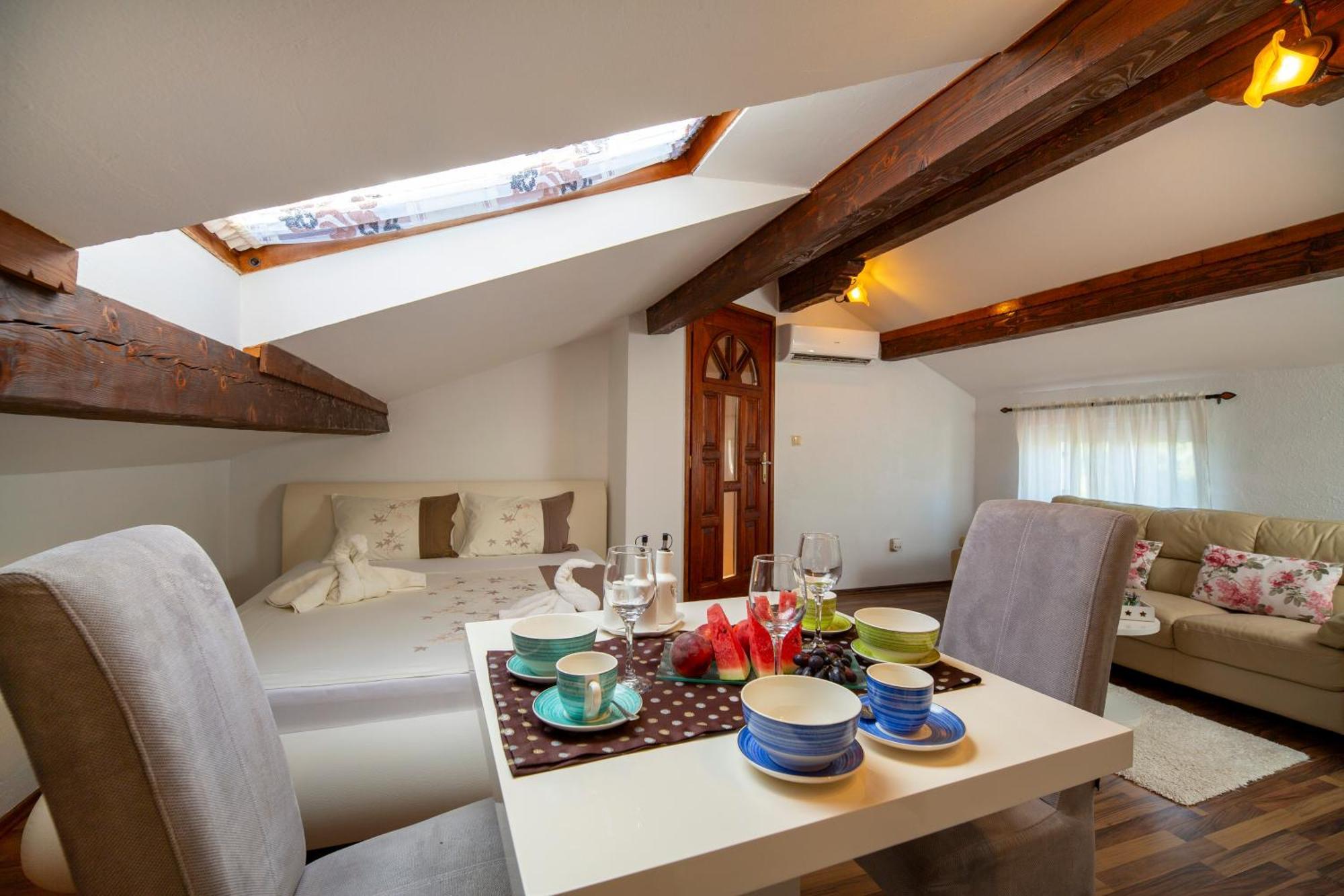 Apartman Viki Stinjan Пула Екстериор снимка