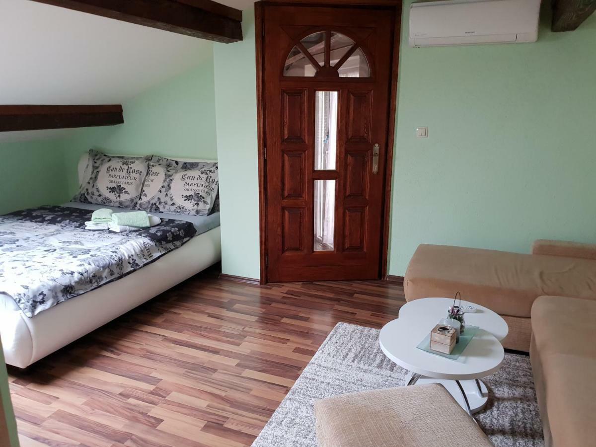 Apartman Viki Stinjan Пула Екстериор снимка